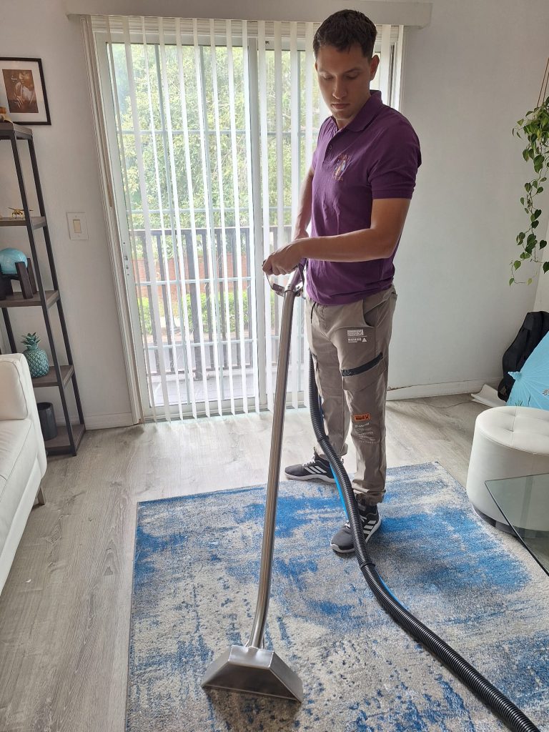 Steam Carpet Cleaning and Carpet Shampooing in Sanford, Florida
